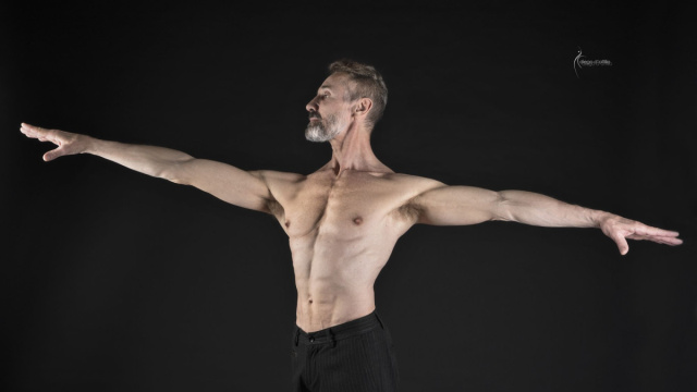 Buon Compleanno a Vladimir Derevianko &ndash; InformaDanza &copy; Creative Commons