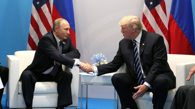 File:Vladimir Putin and Donald Trump at the 2017 G-20 Hamburg ... &copy; Creative Commons