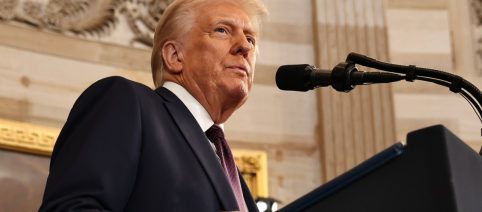 Trump a Merz: 'Si concentri su Ucraina e Germania, non sull'Iran'