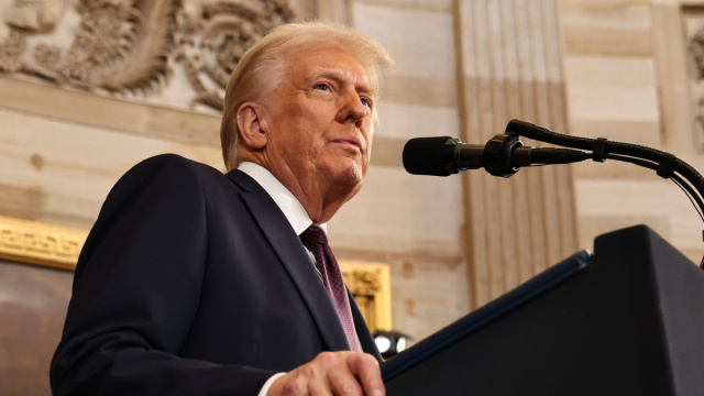 Foto Autografata Trump Quadro Donald Trump Con Autografo - Cornice ... &copy; Creative Commons