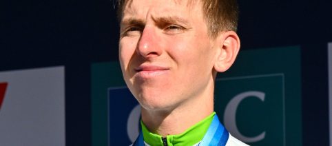 Fiandre, Pogacar trionfa: 20.000 euro di premio, 12 milioni il suo patrimonio annuo