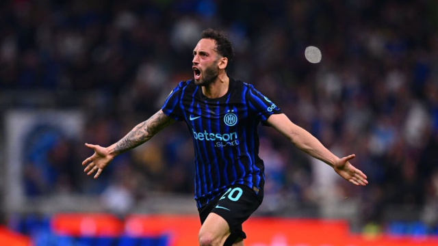 Hakan Calhanoglu, centrocampista dell'Inter. Foto &copy; Inter