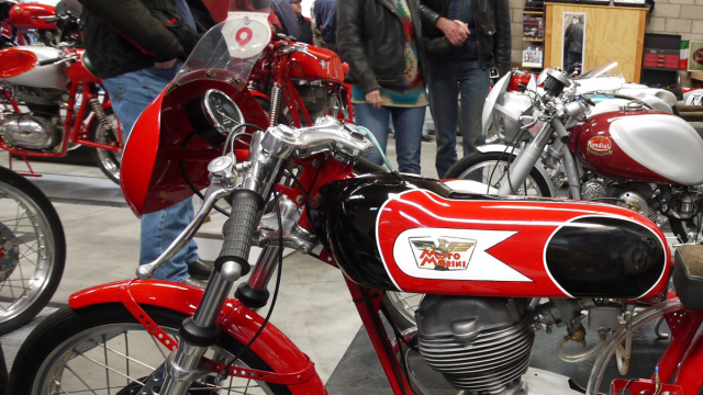 File:Moto Morini 175 Settebello Aste Corte 1961.jpg - Wikipedia &copy; Creative Commons