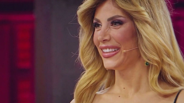 Verissimo: Paola Caruso: "La mia forza, il mio nuovo inizio" Video ... - mediaset.it