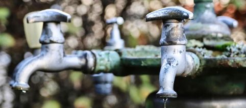 Pescara senza acqua il 13 e il 14 aprile: scuole, mercati e musei chiusi per due giorni