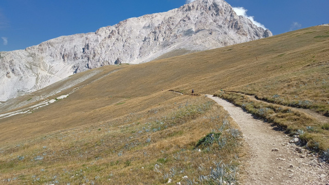 Gran Sasso, descrizione del sentiero da Campo Imperatore &copy; Creative Commons