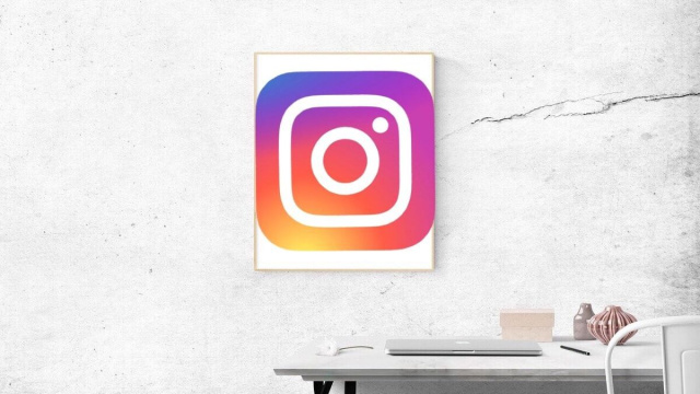 Il logo di Instagram (Wikimedia COmmons).