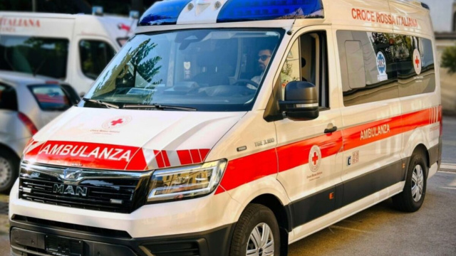 Ambulanza della Croce Rossa Italiana - &copy; Croce Rossa Italiana