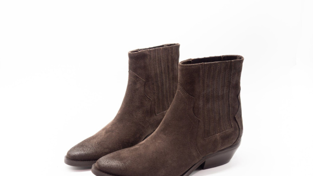 JD - TEX CROSTA CORVINO &ndash; Polo Calzature &copy; Creative Commons