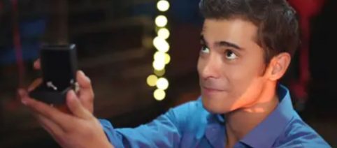 Forbidden Fruit trame turche: Yigit chiede a Lila di diventare sua moglie