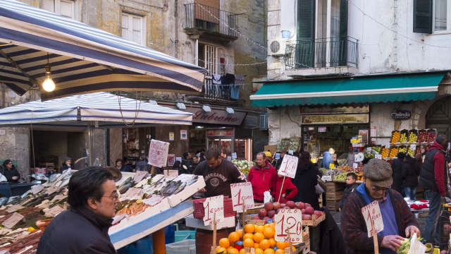I mercati di Napoli  Wonderful Italy &copy; Creative Commons