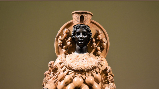 MANN &ndash; Le opere pi&ugrave; belle in esposizione &ndash; L'Artemide Efesia &ndash; Na&ograve;s &copy; Creative Commons