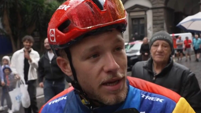 Jonathan Milan all'arrivo di Napoli - &copy; Screenshot Eurosport