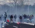 Paura allo stadio, scontri prima del match: ci sarebbero feriti