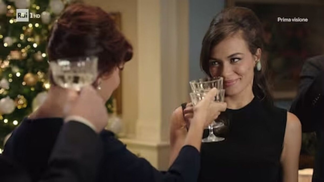 In foto Marta e Adelaide nella soap © Rai 1