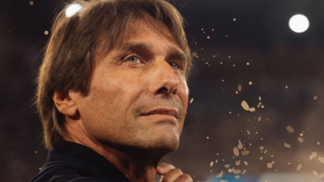 Antonio Conte, allenatore del Napoli. Foto &copy; Napoli