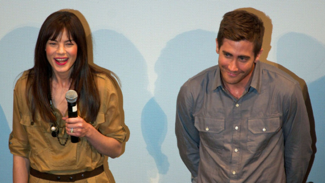 File:Michelle Monaghan and Jake Gyllenhaal at the Source Code ... &copy; Creative Commons