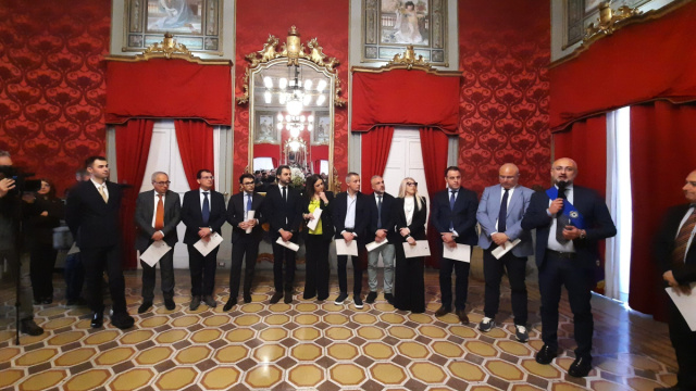 Provincia, nella sala degli specchi la cerimonia di proclamazione ... &copy; Creative Commons