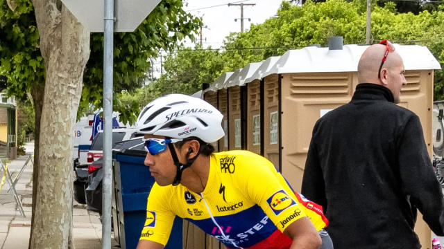 File:Jhonatan Narvaez before the start in King City (28889252368 ... &copy; Creative Commons