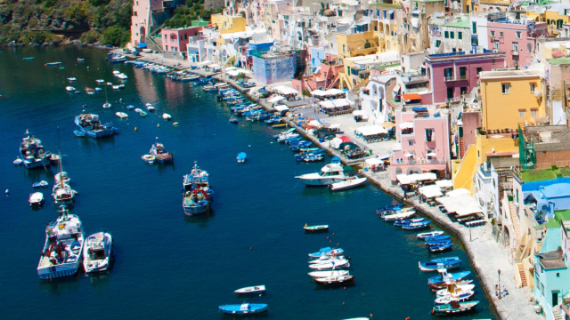 Procida - Wikipedia &copy; Creative Commons