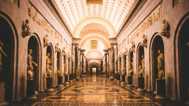 Interno di un museo (foto di Pexels)