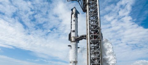 Starship V3, lancio rinviato per problemi tecnici in Texas