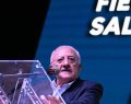 De Luca riconquista Salerno: l'ex governatore vince con il 56% e sette liste civiche