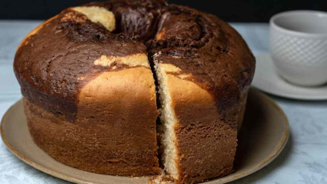 La ricetta della torta variegata alla Nutella.