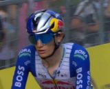 Giulio Pellizzari all'arrivo di Cal&igrave; - &copy; Screenshot Eurosport