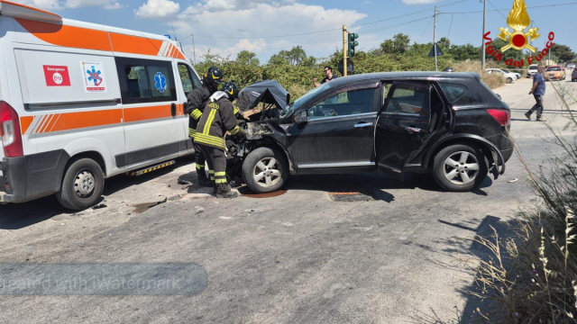 Mazara del Vallo, scontro tra scuolabus e auto: 20 i feriti tra ... &copy; Creative Commons