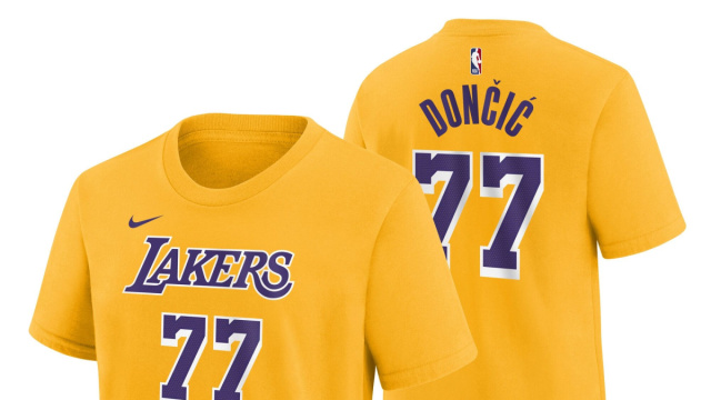 T-shirt Los Angeles Lakers Nike Icon Name & Number - Luka Doncic ... &copy; Creative Commons