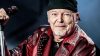 Vasco Rossi apre il tour estivo a Rimini con il ritorno di 'Vado al massimo'