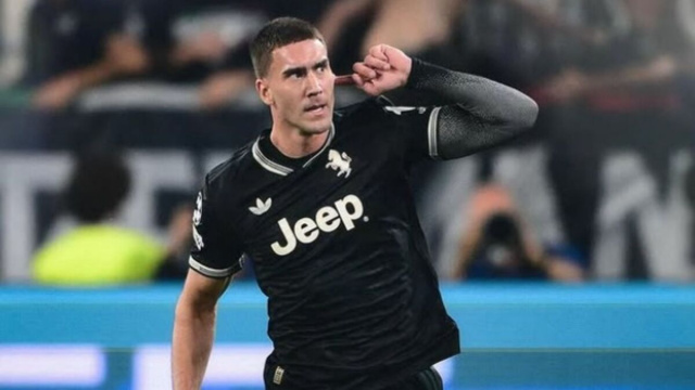 Dusan Vlahovic con la maglia della Juventus - &copy; Instagram / Dusan Vlahovic