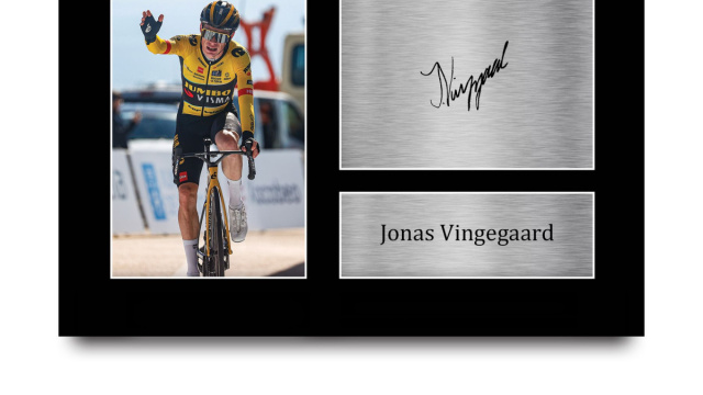Jonas Vingegaard Cool Gift Idea Framed Autograph Photo Print Fans ... &copy; Creative Commons