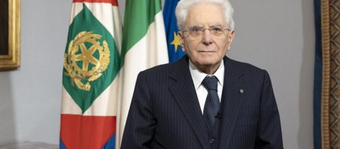 Mattarella: 'L'Esercito è cruciale per l'indipendenza e la difesa europea'