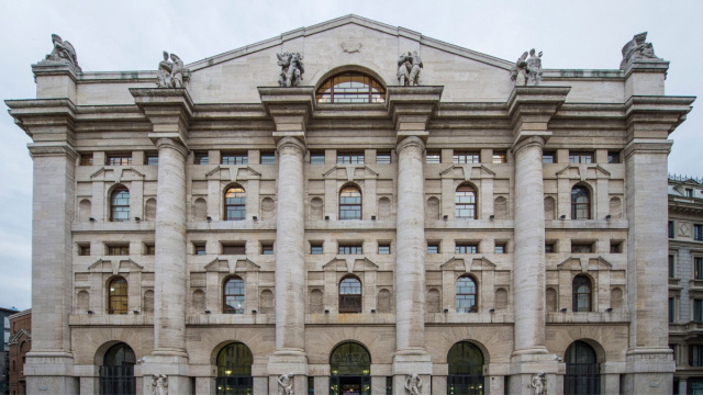 Borsa di Milano in ribasso, scende il petrolio - Websim &copy; Creative Commons