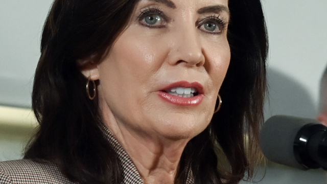 Kathy Hochul - Wikipedia &copy; Creative Commons