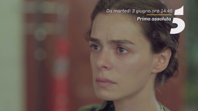 In foto Bahar nella soap &copy; Mediaset