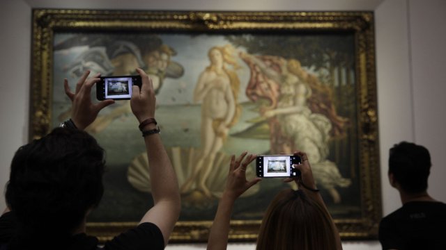 Blitz negli Uffizi: la Venere 'vestita' di immagini alluvionali ... &copy; Creative Commons