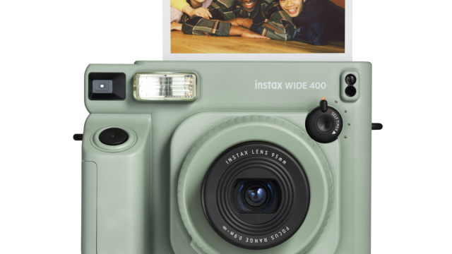 Fotocamera Istantanea Fujifilm Instax WIDE 400 Verde Salvia ... &copy; Creative Commons