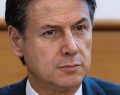 Giuseppe Conte: 'Fratelli d'Italia e i giornali di destra gettano fango, da oggi querelo'