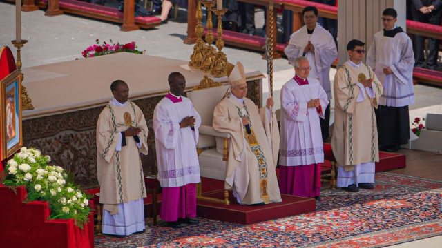 IN foto Papa Leone - Wikimedia