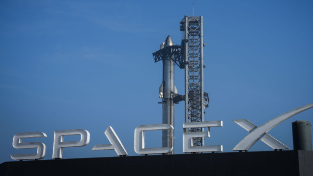 SpaceX annuncia l'IPO: grandi spese, grandi perdite  Morningstar ... &copy; Creative Commons