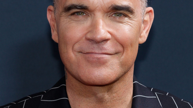 Robbie Williams - Wikipedia &copy; Creative Commons