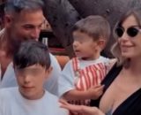 Alessia Cammarota e Aldo Palmeri insieme alla prima comunione del ... - mediaset.it
