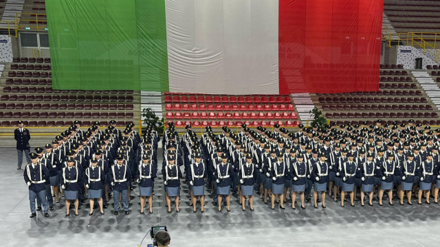 Si &egrave; concluso il 223&deg; corso allievi agenti della Polizia di Stato ... &copy; Creative Commons