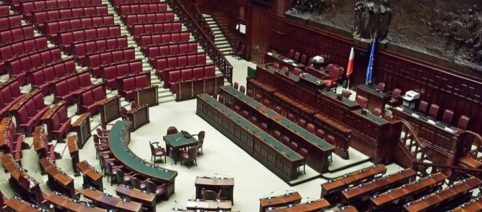 Camera approva stralcio di 4 norme 'esorbitanti' dal Dl accise