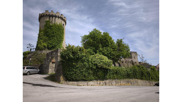 Castelnuovo Cilento &ndash; Torre Angioina e Castello Talamo-Atenolfi ... &copy; Creative Commons