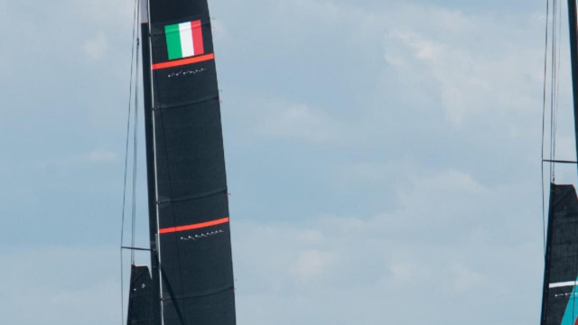 Nel golfo degli Angeli Luna Rossa vincente nel segno di giovani e ... &copy; Creative Commons