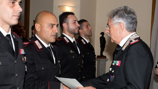 Carabinieri Napoli: la consegna degli encomi ai militari dell'Arma ... &copy; Creative Commons